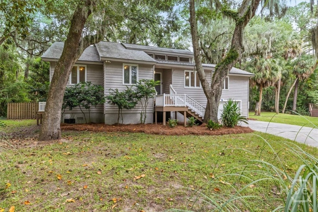 Photo of 12 Moss Pointe Court, Savannah, GA 31410 (MLS # SA363622)
