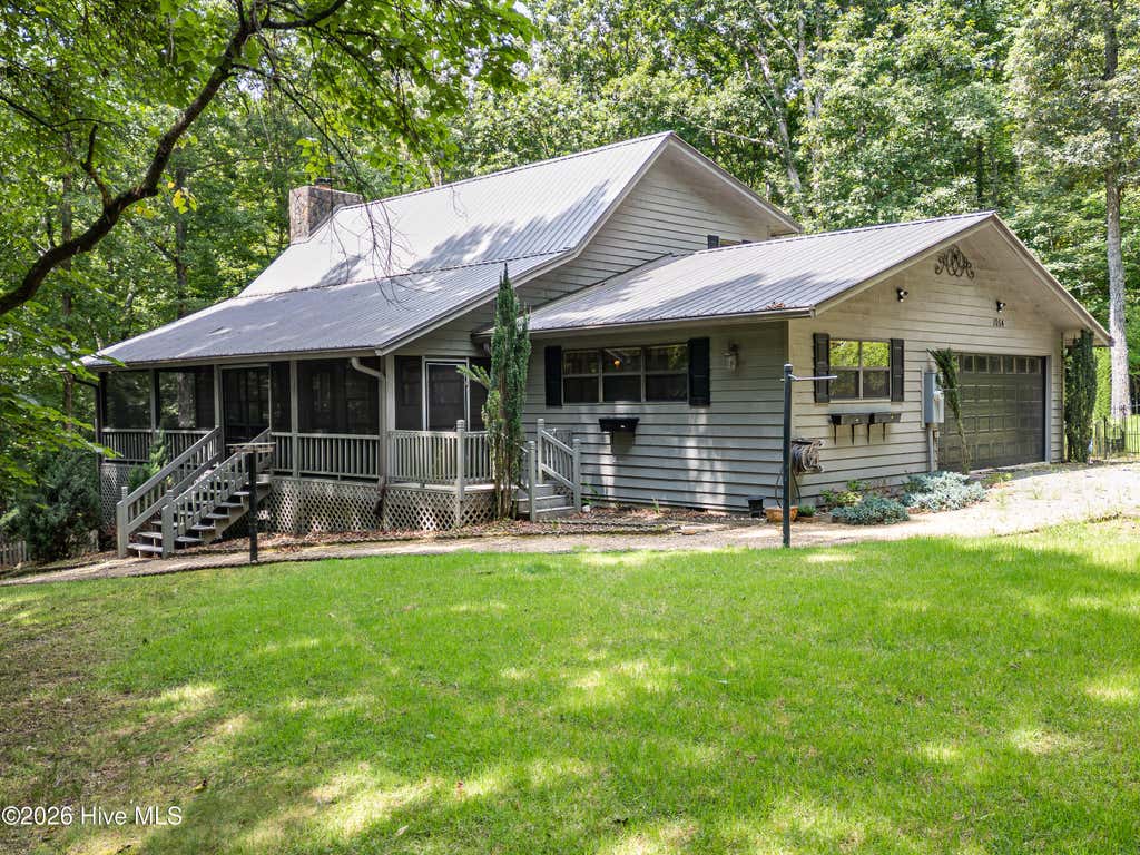 Photo of 1054 Dickey Road, Murphy, NC 28906 (MLS # 100596267)