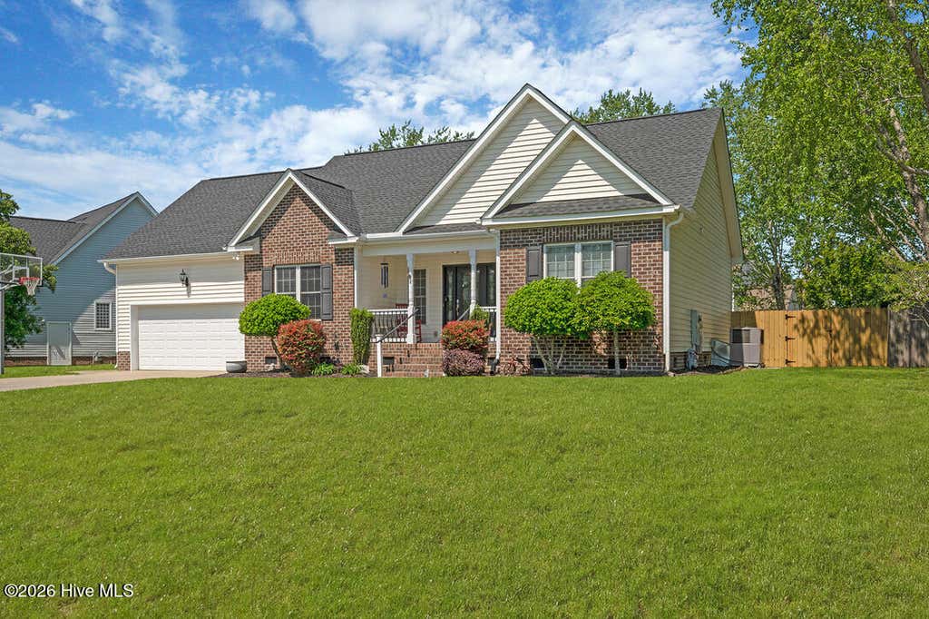 Photo of 2466 Westminster Drive, Winterville, NC 28590 (MLS # 100581687)