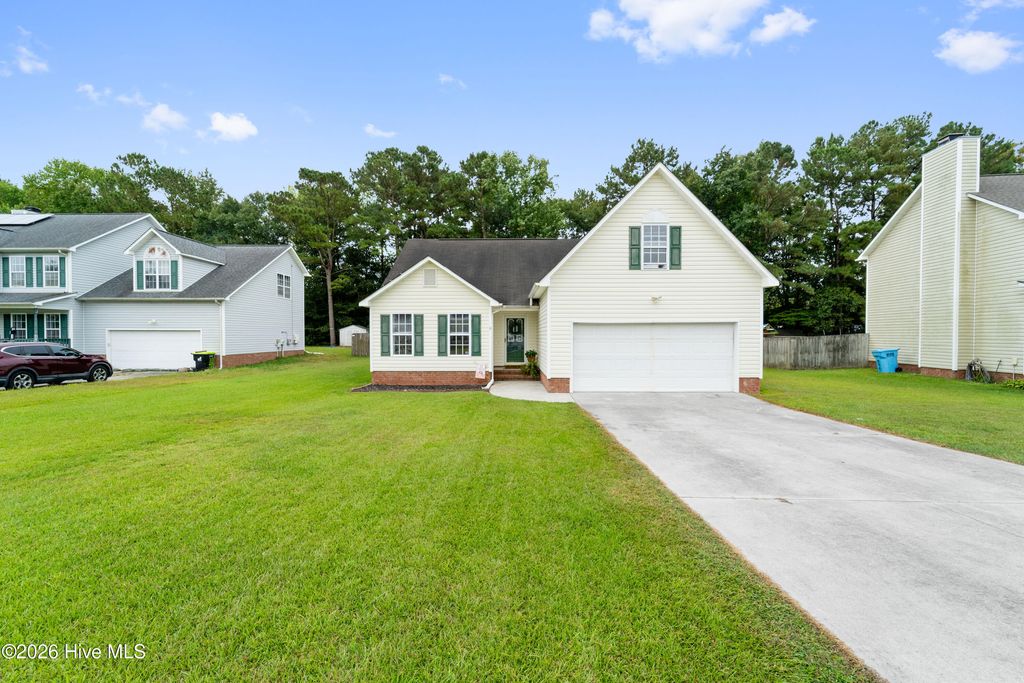 Photo of 183 Bridlewood Drive, Jacksonville, NC 28540 (MLS # 100568896)