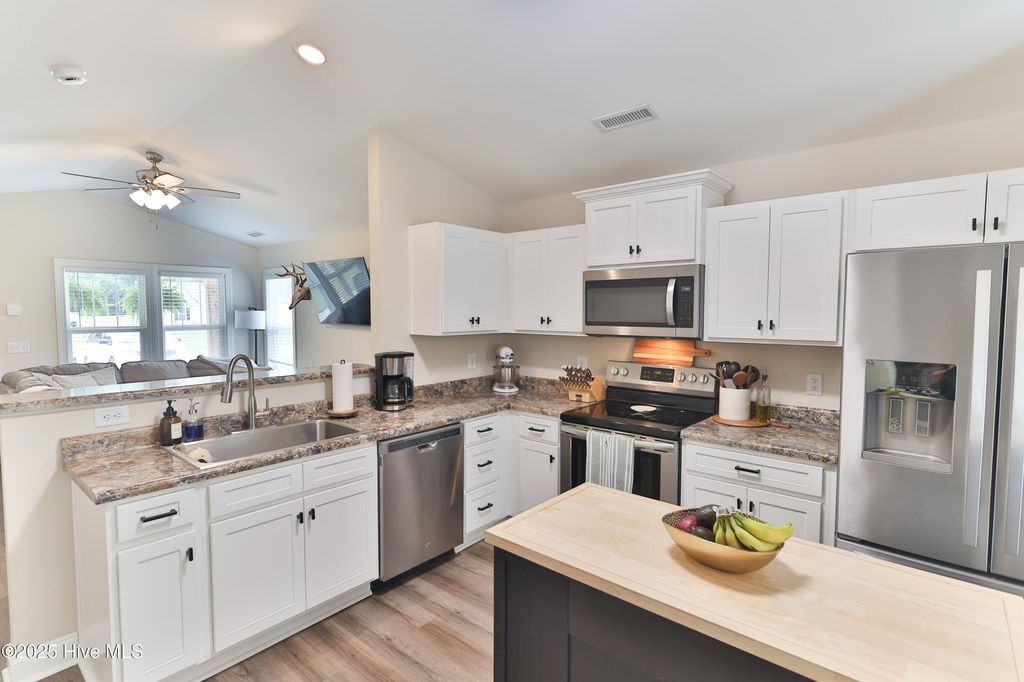 Photo of 168 Montague Road, Currie, NC 28435 (MLS # 100538747)