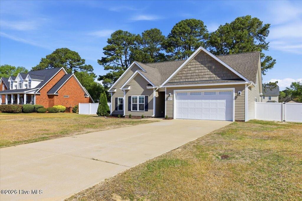 Photo of 107 Raven Ridge Drive, Goldsboro, NC 27530 (MLS # 100564400)