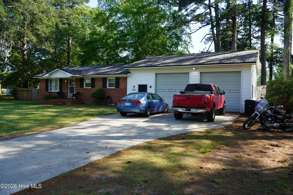 Photo of 405 W Main Street, Elm City, NC 27822 (MLS # 100569940)