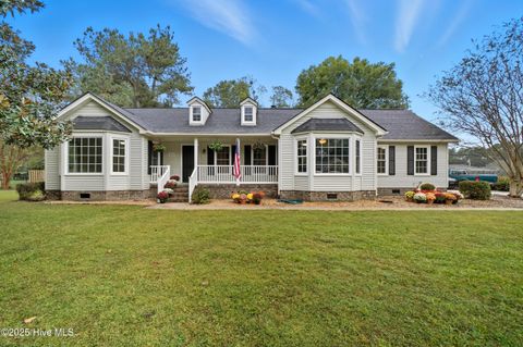 Photo for 114 Hunters Trail W