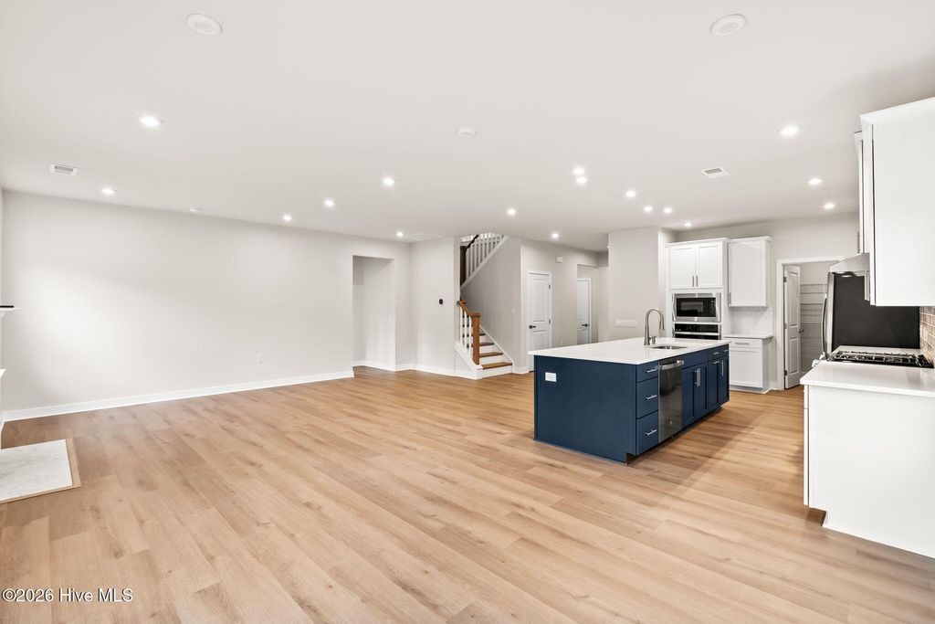 Photo of 4125 Farmfield Drive, Navassa, NC 28451 (MLS # 100548016)