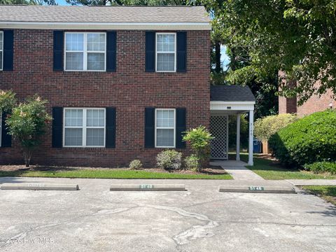 Photo of 5146 Lamppost Circle, Wilmington, NC 28403 (MLS # 100574195)
