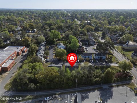 Tiny photo for 2113 Market Street, Wilmington, NC 28403 (MLS # 100564437)