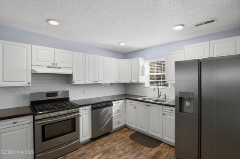 Tiny photo for 2113 Market Street, Wilmington, NC 28403 (MLS # 100564437)