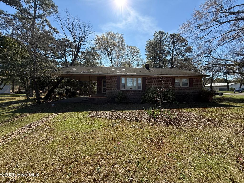 Photo of 3273 Jim Sutton Road, La Grange, NC 28551 (MLS # 100561000)