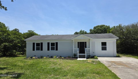 Homes For Sale - 5314 Autumn Drive<br/> Wilmington, NC 28409