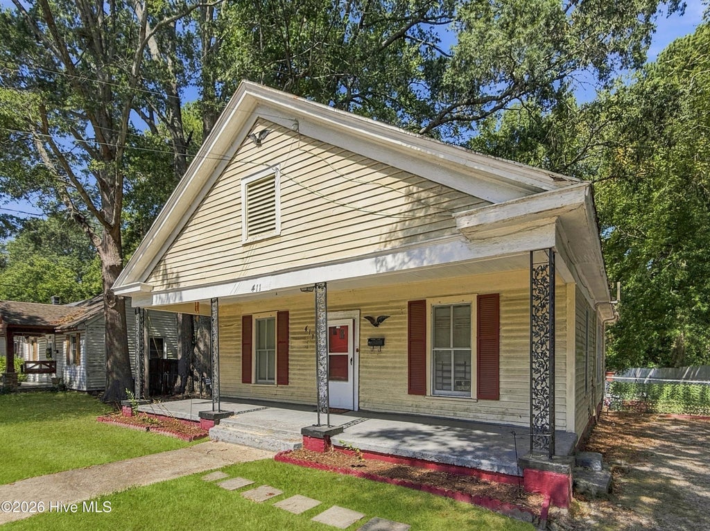 Photo of 411 Raleigh Road Parkway N, Wilson, NC 27893 (MLS # 100603130)