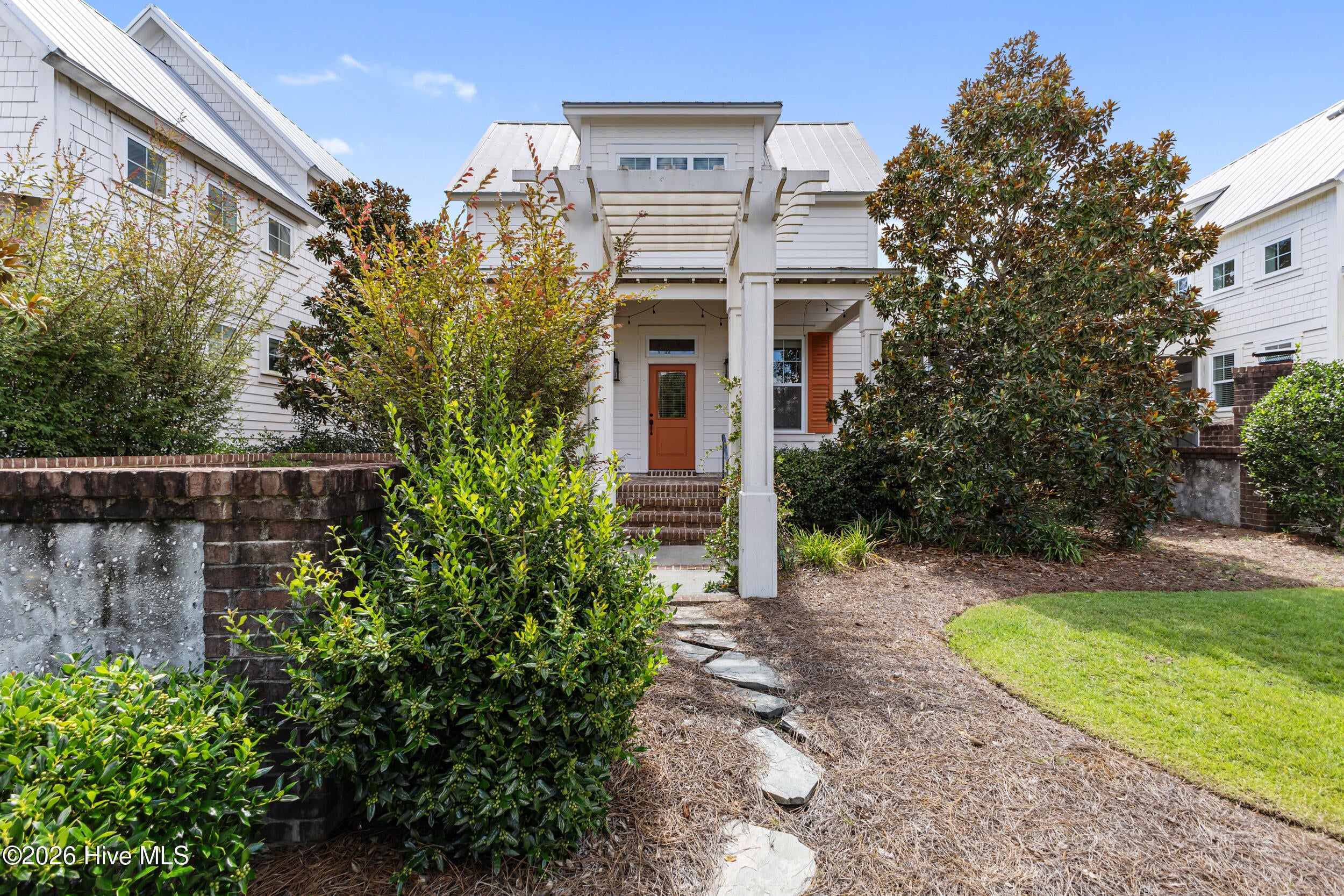 823 Meadowsweet Lane