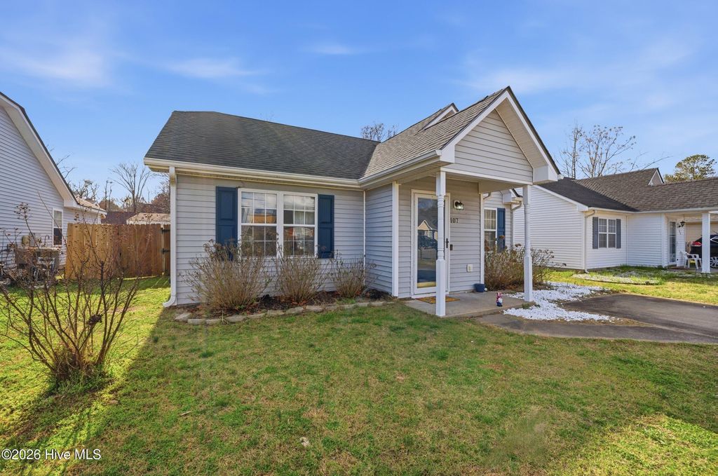 Photo of 107 Old Oak Road, Elizabeth City, NC 27909 (MLS # 100559698)