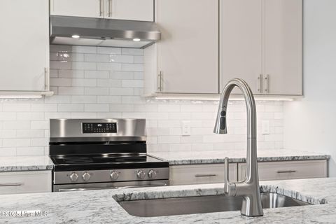 Tiny photo for 3223 St Andrews Circle SE, Southport, NC 28461 (MLS # 100546489)