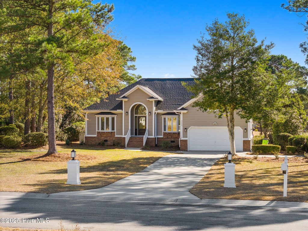 Photo of 3223 St Andrews Circle SE, Southport, NC 28461 (MLS # 100546489)