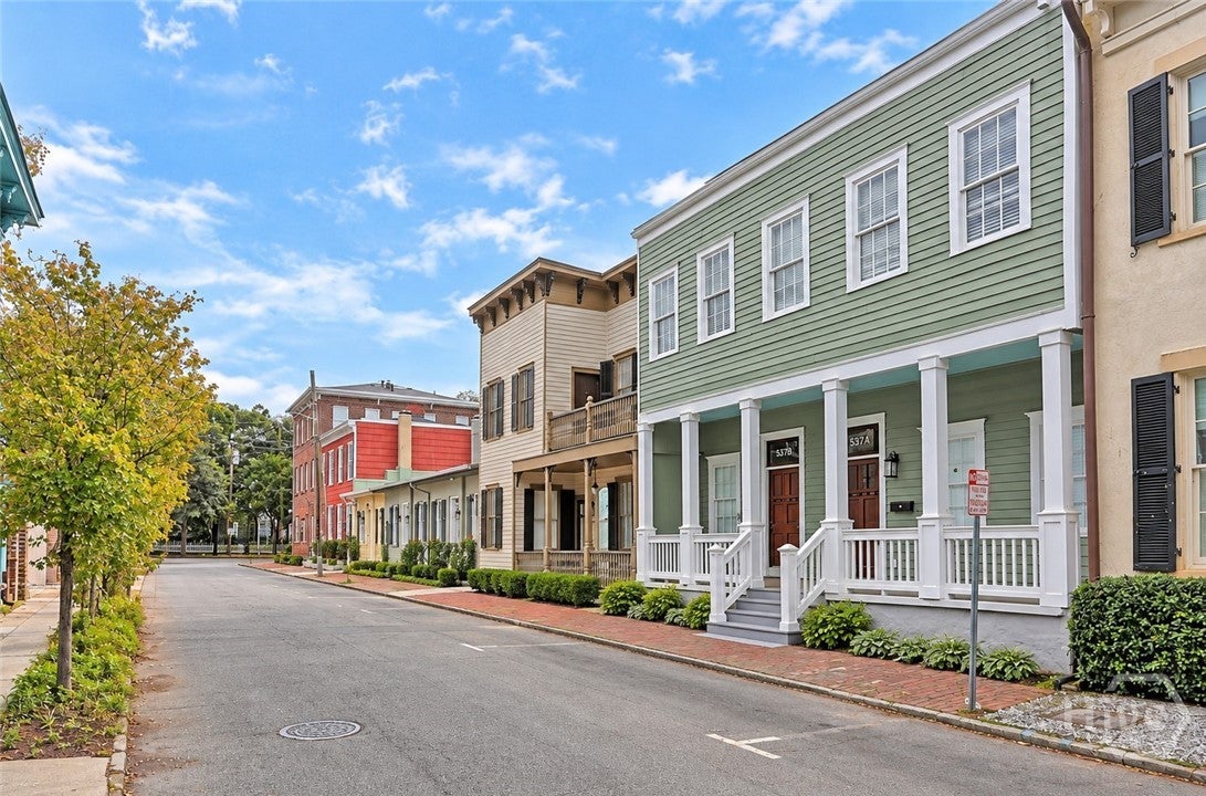 537 E Congress Street A & B