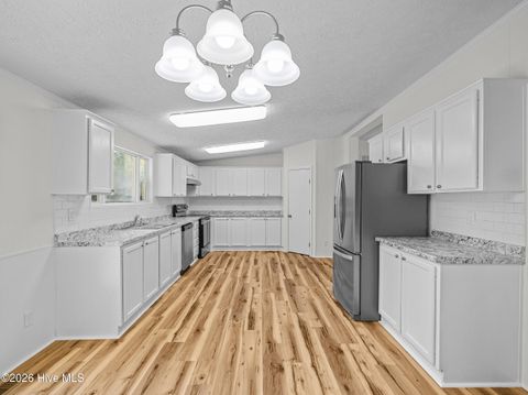 Tiny photo for 135 Edgewater Lane, Richlands, NC 28574 (MLS # 100560280)