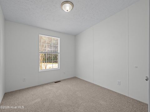 Tiny photo for 135 Edgewater Lane, Richlands, NC 28574 (MLS # 100560280)
