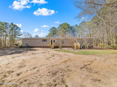 Tiny photo for 135 Edgewater Lane, Richlands, NC 28574 (MLS # 100560280)