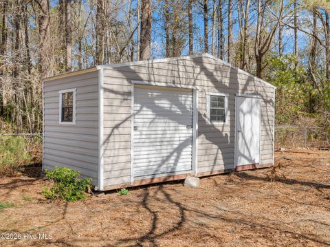 Tiny photo for 135 Edgewater Lane, Richlands, NC 28574 (MLS # 100560280)