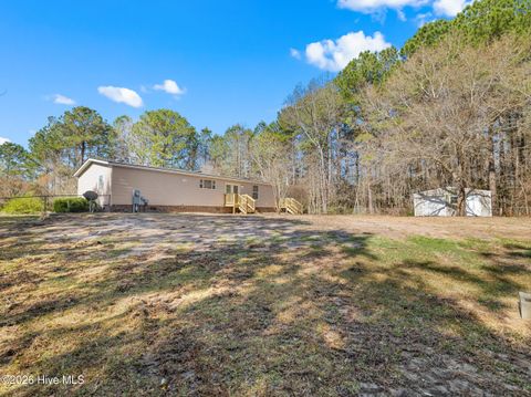 Tiny photo for 135 Edgewater Lane, Richlands, NC 28574 (MLS # 100560280)