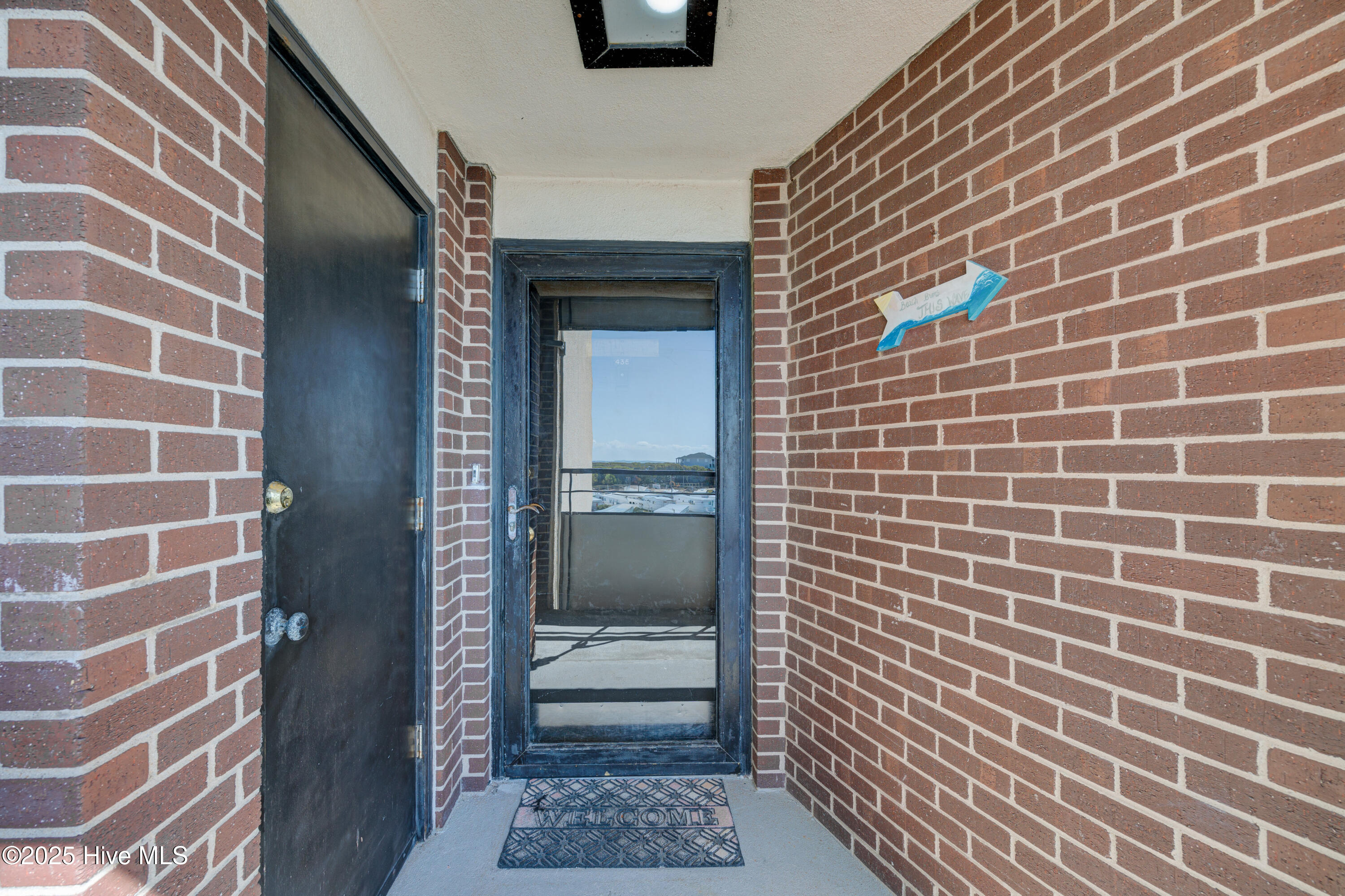 Indian Beach, North Carolina 28512, United States, 3 Bedrooms Bedrooms, ,2 BathroomsBathrooms,Residential,Active,256013