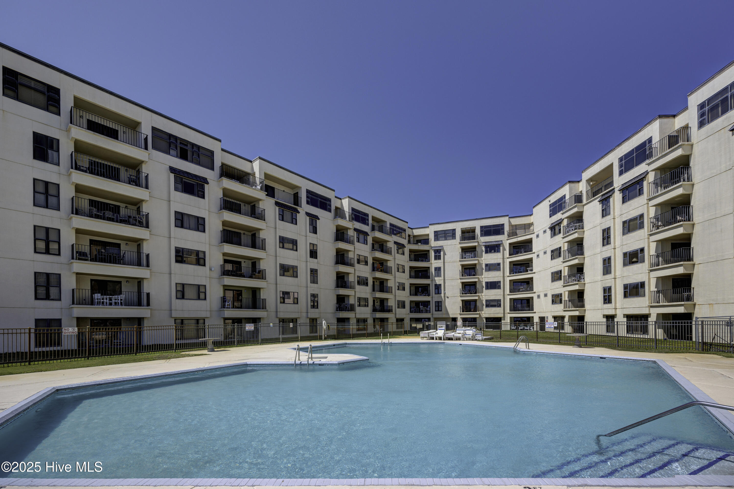 Indian Beach, North Carolina 28512, United States, 3 Bedrooms Bedrooms, ,2 BathroomsBathrooms,Residential,Active,256013