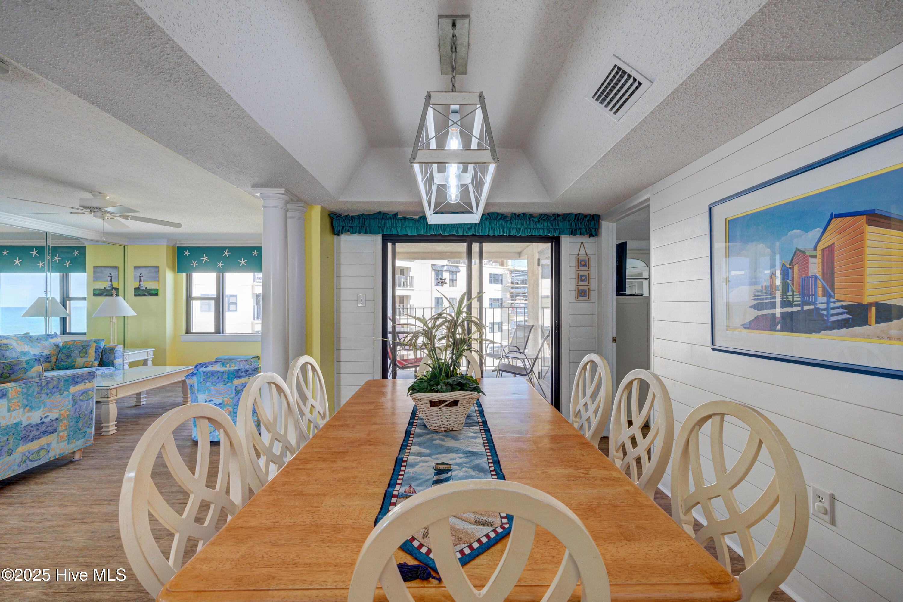 Indian Beach, North Carolina 28512, United States, 3 Bedrooms Bedrooms, ,2 BathroomsBathrooms,Residential,Active,256013