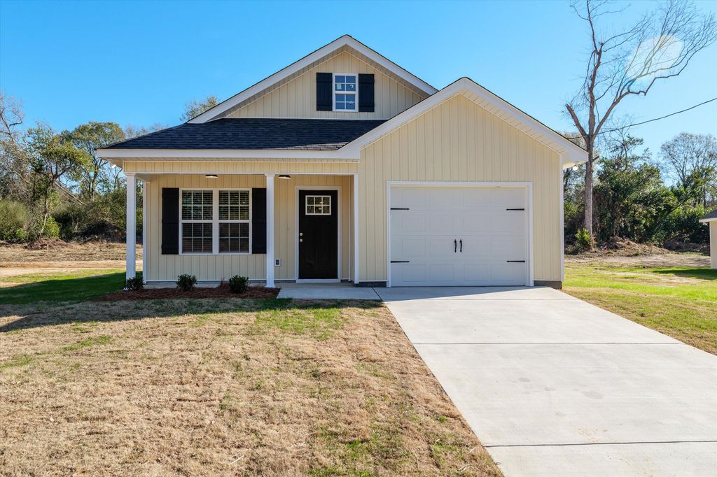 Photo of 629 Clary Street, Thomson, GA 30824 (MLS # 550136)