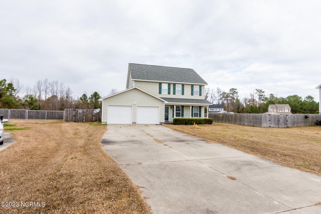 Photo of 116 Croaker Lane, Maysville, NC 28555 (MLS # 100603419)