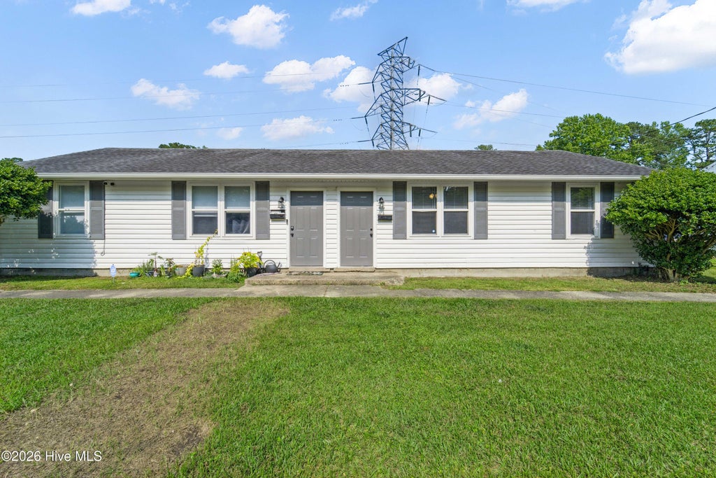 Photo of 1218 Davis Street, Jacksonville, NC 28540 (MLS # 100579468)