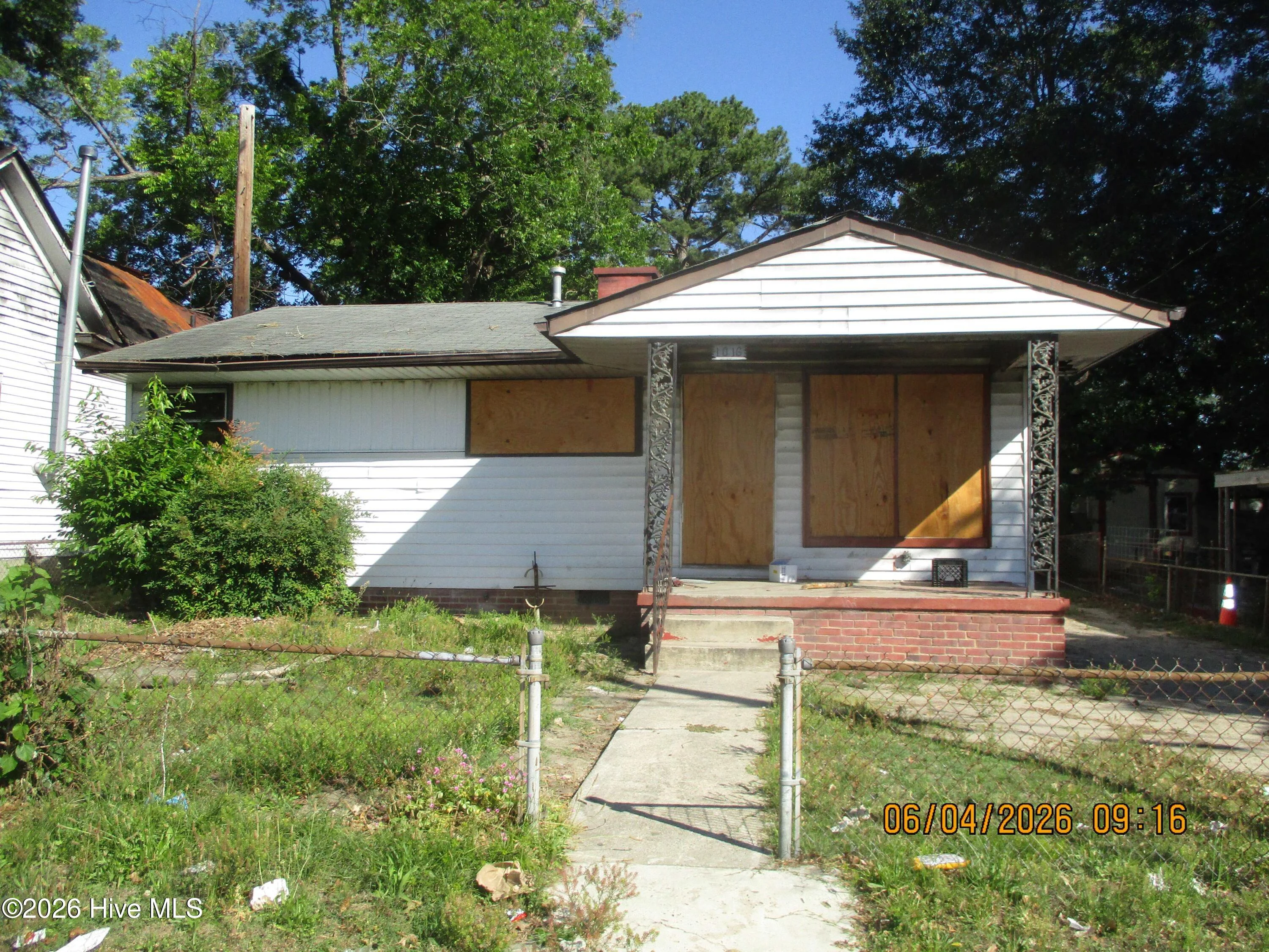 1016 Calvary Street