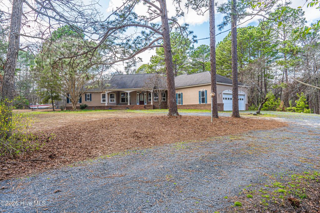 Photo of 147 Shady Wood Court, West End, NC 27376 (MLS # 100560036)