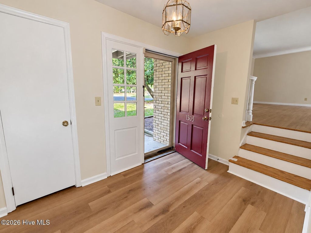 Photo of 1305 Jones Circle, Laurinburg, NC 28352 (MLS # 100613167)