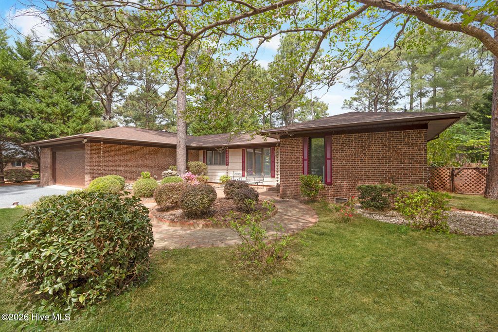 Photo of 111 Somerset Lane, Seven Lakes, NC 27376 (MLS # 100566161)