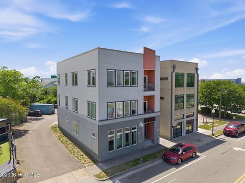 Tiny photo for 314 Davis Street #Unit 301, Wilmington, NC 28401 (MLS # 100573345)