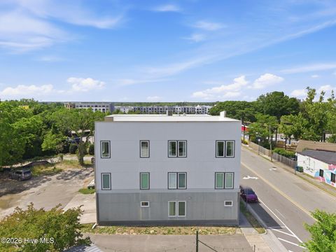 Tiny photo for 314 Davis Street #Unit 301, Wilmington, NC 28401 (MLS # 100573345)