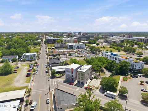 Tiny photo for 314 Davis Street #Unit 301, Wilmington, NC 28401 (MLS # 100573345)