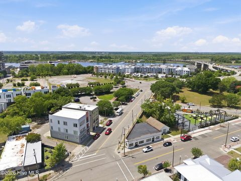 Tiny photo for 314 Davis Street #Unit 301, Wilmington, NC 28401 (MLS # 100573345)