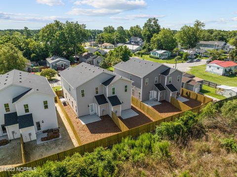Tiny photo for 1407 Corbett Street #A&B, Wilmington, NC 28401 (MLS # 100576741)