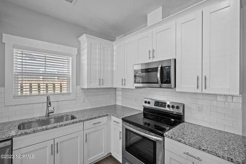 Tiny photo for 1407 Corbett Street #A&B, Wilmington, NC 28401 (MLS # 100576741)