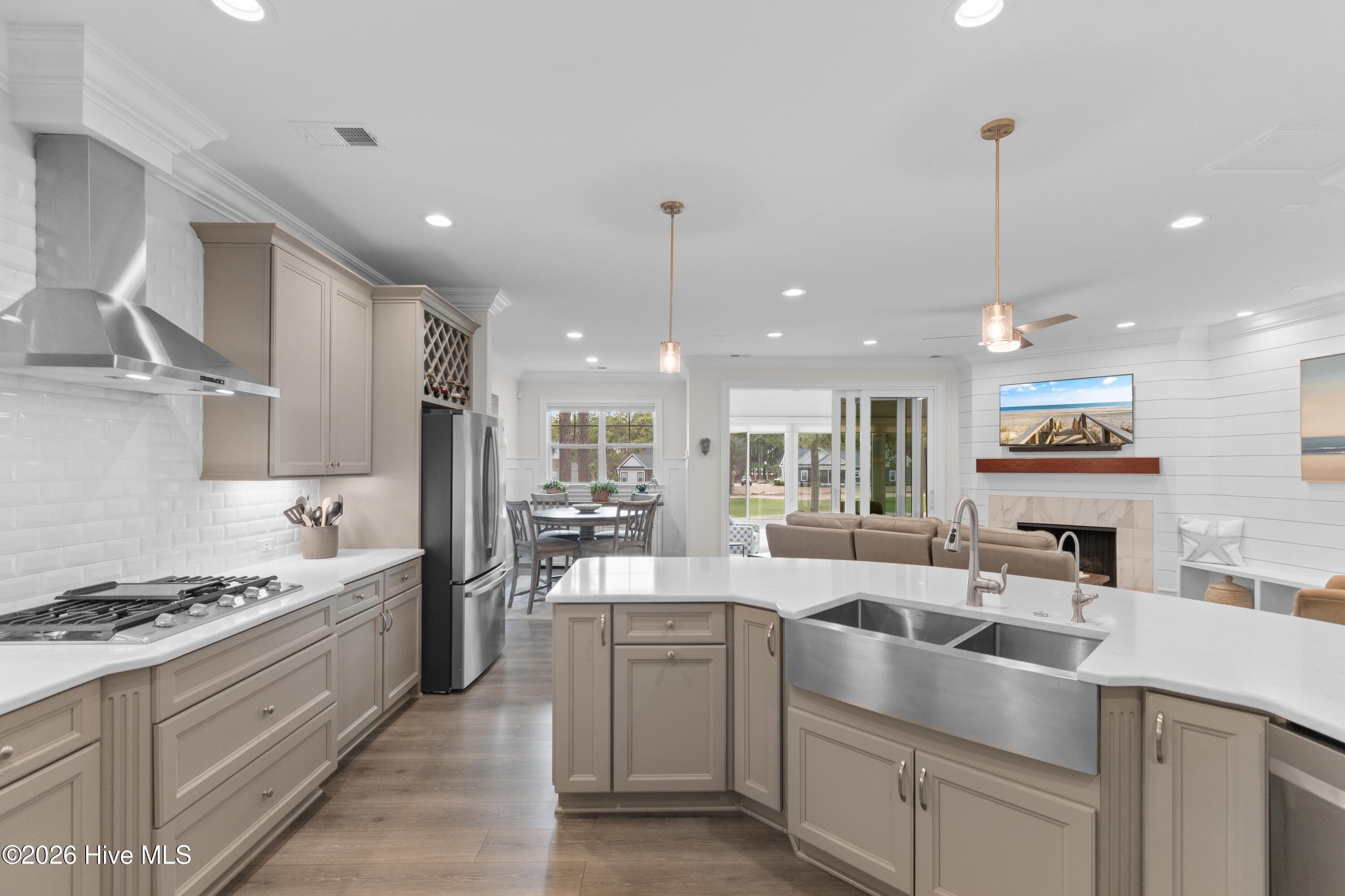 620 Eastwood Park Road Unit 14b