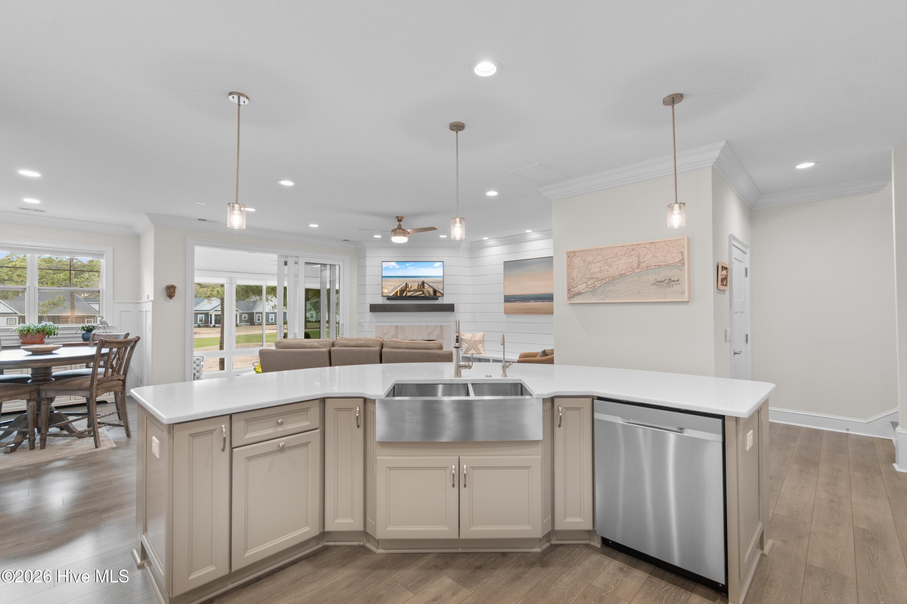 620 Eastwood Park Road Unit 14b