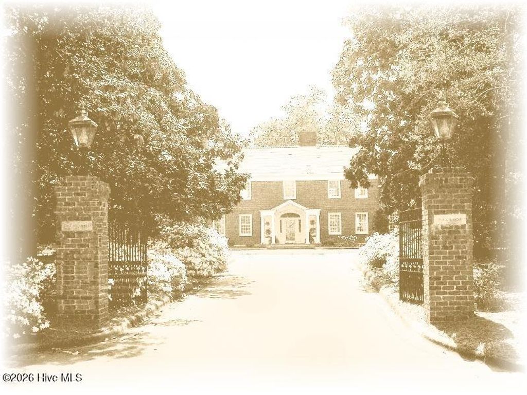 Photo of 200 Hollycrest Drive, Pinehurst, NC 28374 (MLS # 100576320)
