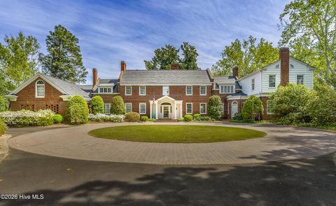 Photo of 200 Hollycrest Drive, Pinehurst, NC 28374 (MLS # 100576320)