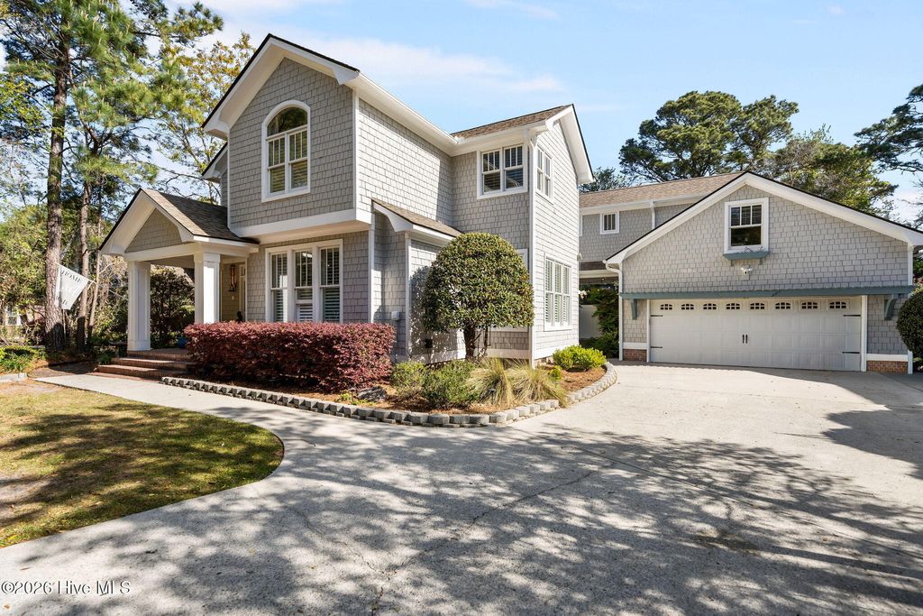Photo of 8120 Mason Ridge Lane, Wilmington, NC 28409 (MLS # 100565239)