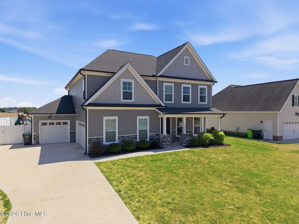 Photo of 3661 New Town Court, Farmville, NC 27828 (MLS # 100570426)