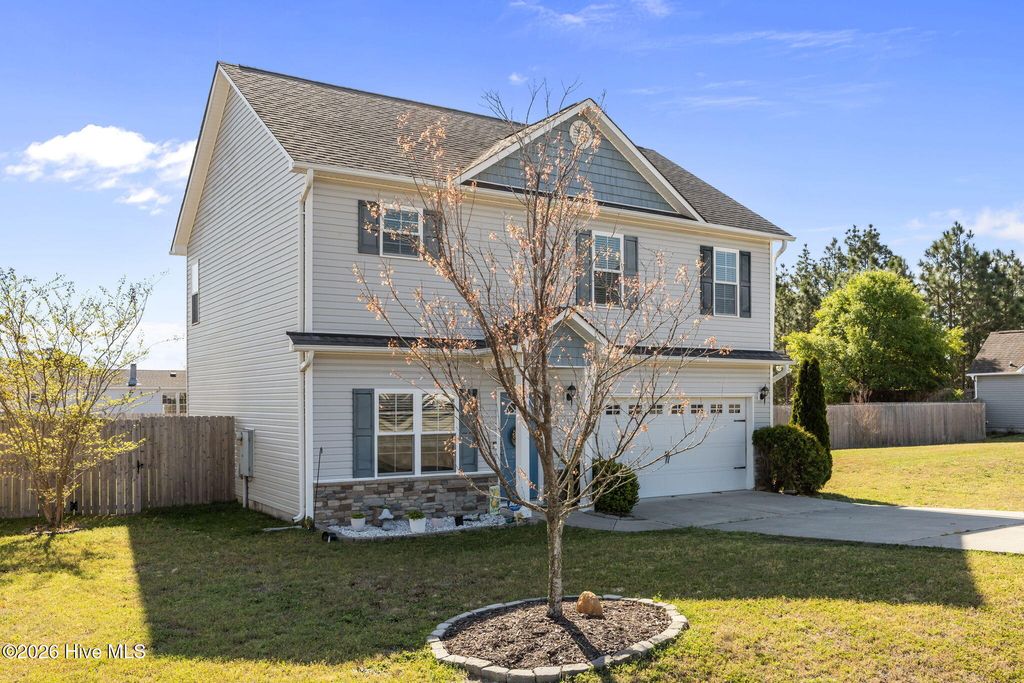 Photo of 246 Inverness Drive, Hubert, NC 28539 (MLS # 100560368)