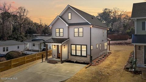 261 N Hale Street Southern Pines NC 28387