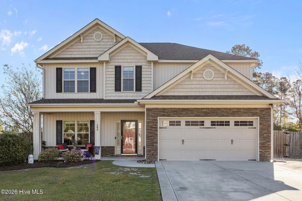 Photo of 303 Merrick Way, Hubert, NC 28539 (MLS # 100565873)